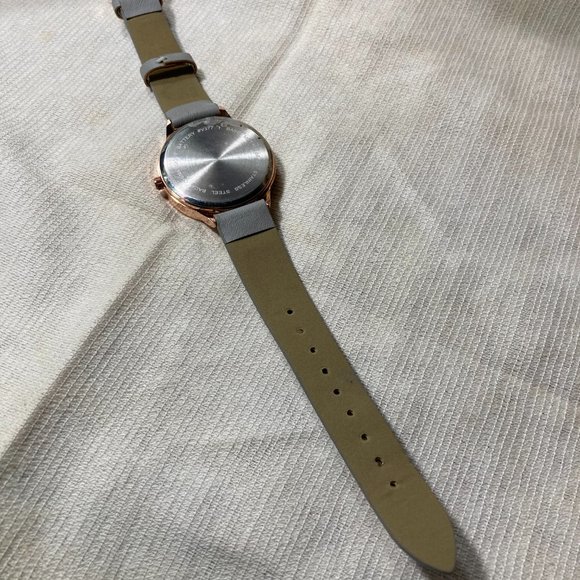 Flowery Dial Grey Straps Watch - Picture 3 of 4